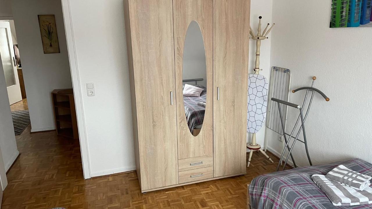 Fewo Oberhausen-Alstaden โอเบอร์เฮาเซิน ภายนอก รูปภาพ